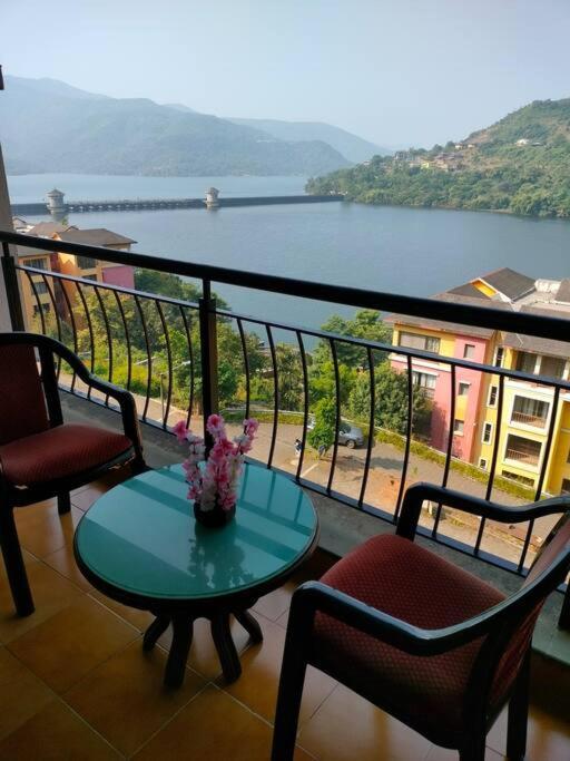 Portofino Appartement Lavasa Buitenkant foto