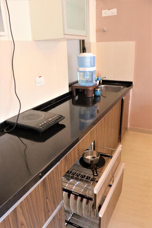 Portofino Appartement Lavasa Buitenkant foto